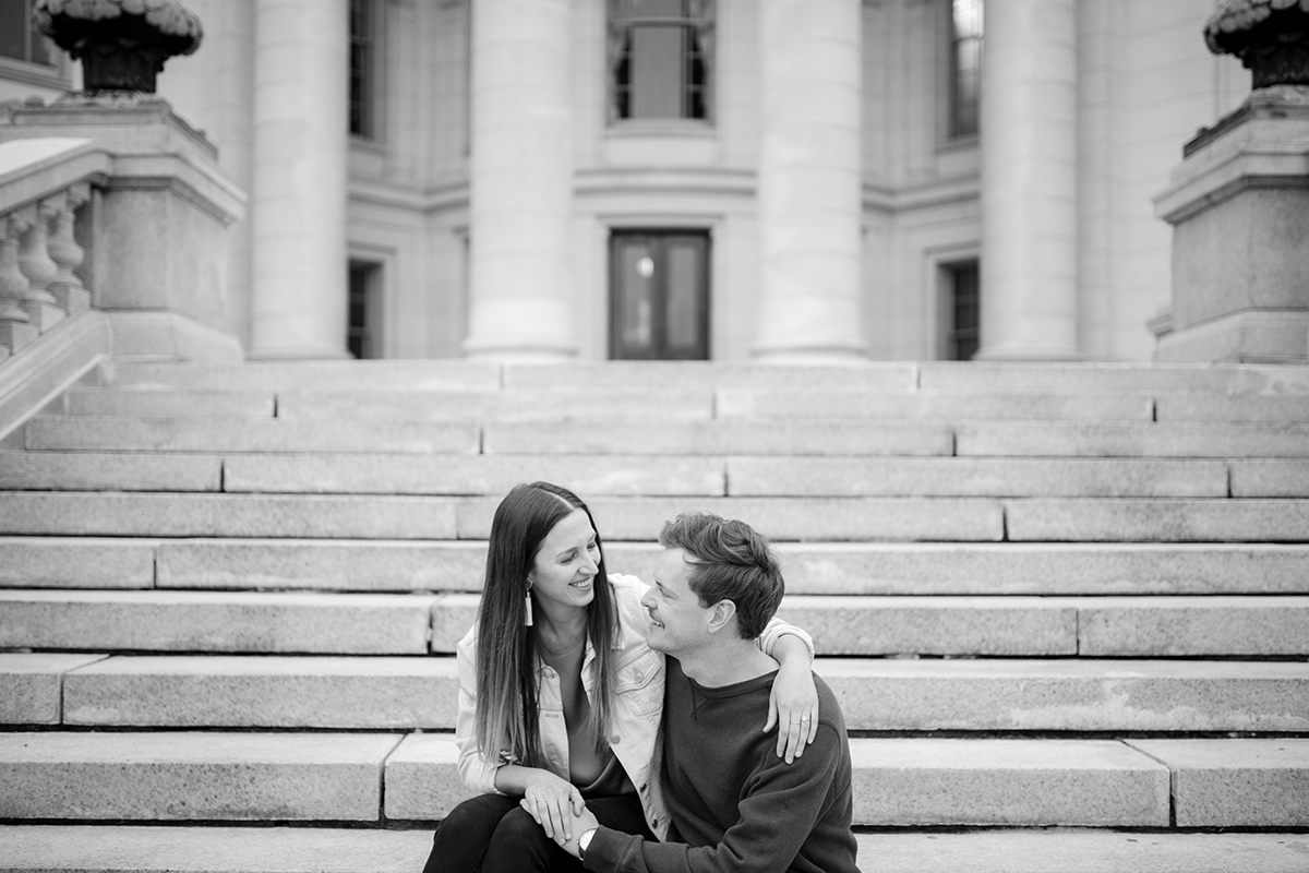 5 Most Common Questions about Engagement Photos ... Answered